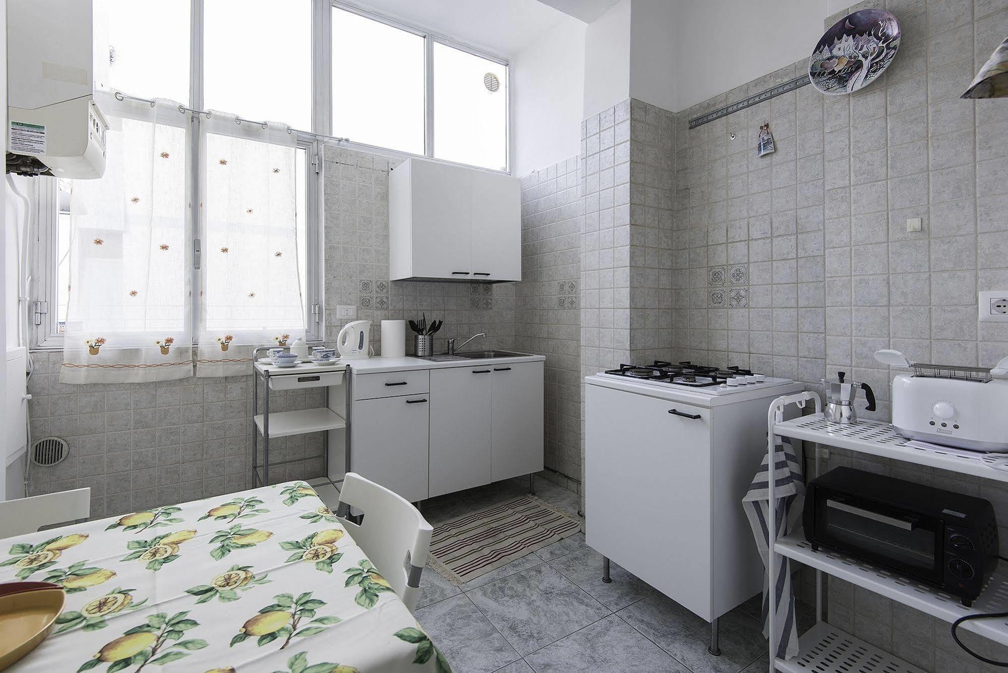 Archita Guest House Bari Extérieur photo
